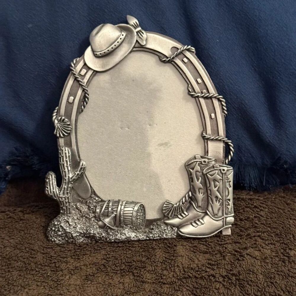Vintage Sixtrees Pewter Western Horseshoe Picture Frame